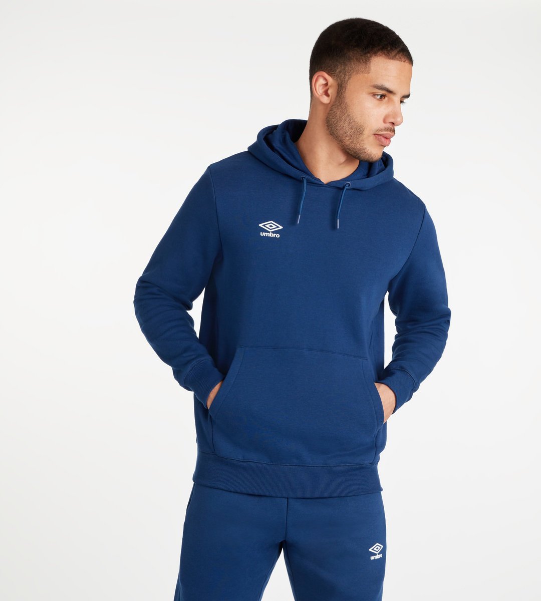 Umbro Club Leisure Hoody Erkek Kapüşonlular Lacivert Beyaz | TR-32323