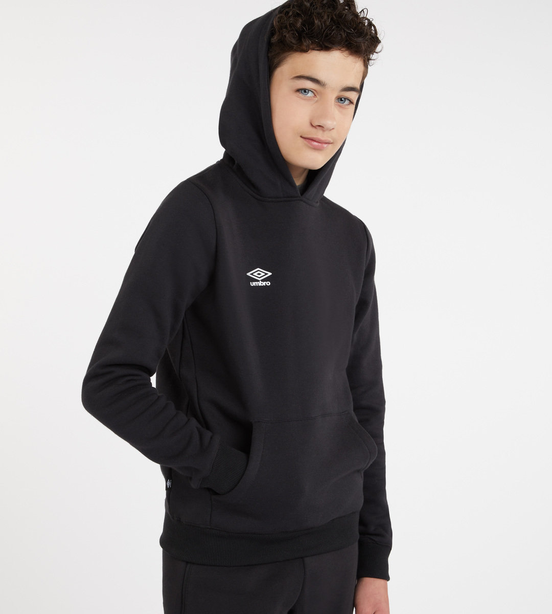 Umbro Club Leisure Hoody Junior Çocuk Kapüşonlular Siyah Beyaz | TR-14008