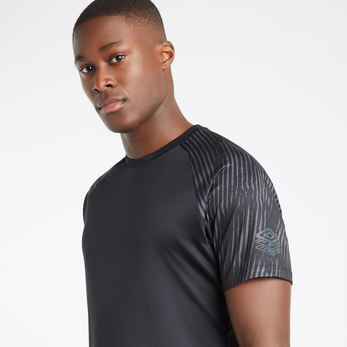 Umbro Pro Antrenman Baskılı Sleeve Jersey Erkek Jersey Siyah | TR-51243