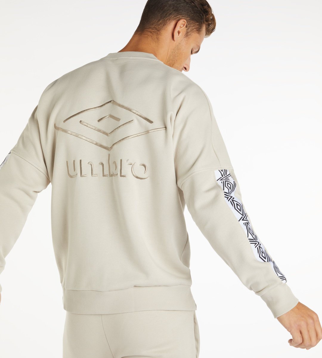 Umbro Taped Drop Shoulder Sweat Erkek Kazak Gümüş | TR-42859